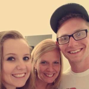 Meet your Posher, Debbie